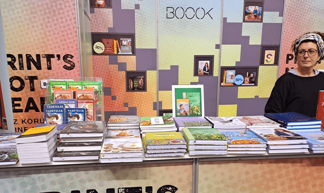 Találkozzon a BOOOK kiadó szerzőivel és kérjen dedikálást a standnál