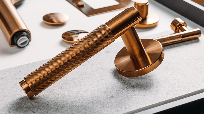 Warm Sunset shade - warm tones, characterful kitchens