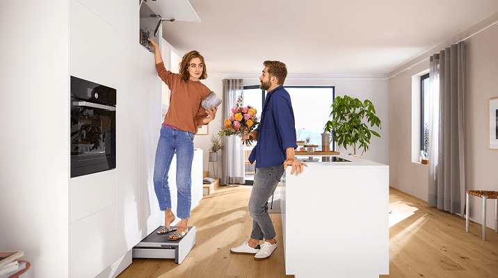 SPACE STEP - better ergonomics plus extra storage